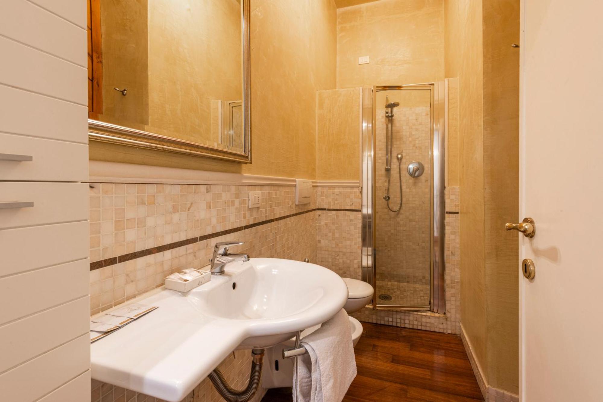 Apartment Luxury Art Piazza Signoria Florenz